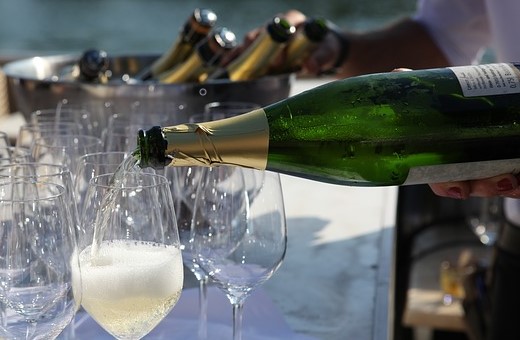 cremant-3554983_640 web